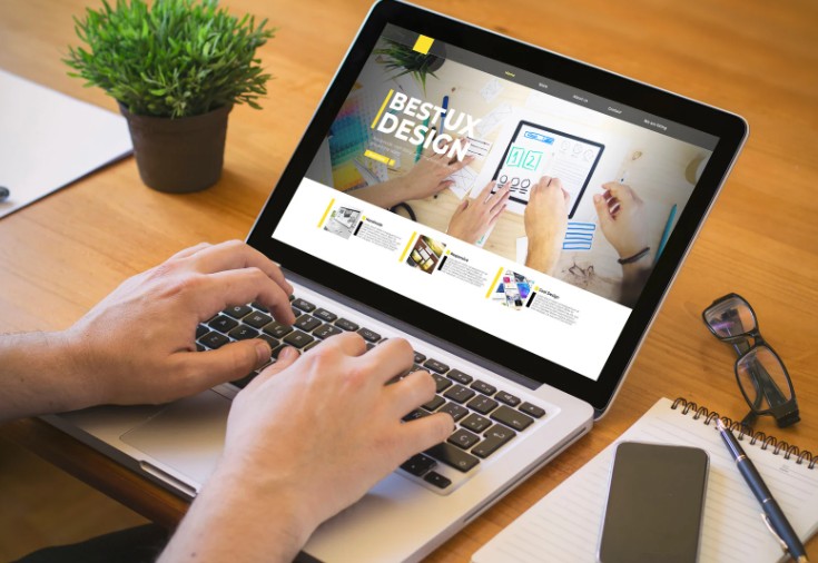 求人サイト制作とは？「採用サイト」との違いをまず整理
